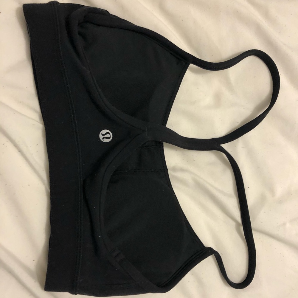 Lululemon Flow Y sports bra size 4